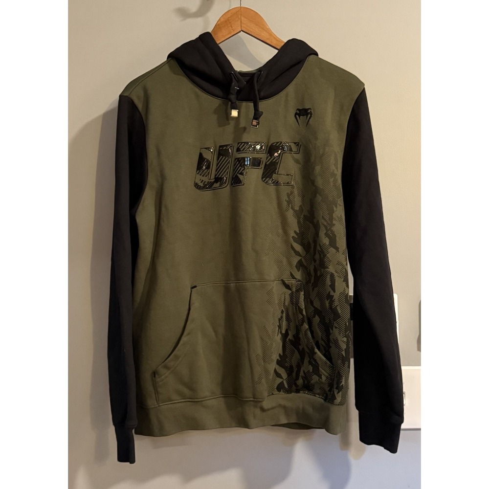 UFC Venom Hoodie MMA Sweatshirt Pullover Athletic Graphic Medium